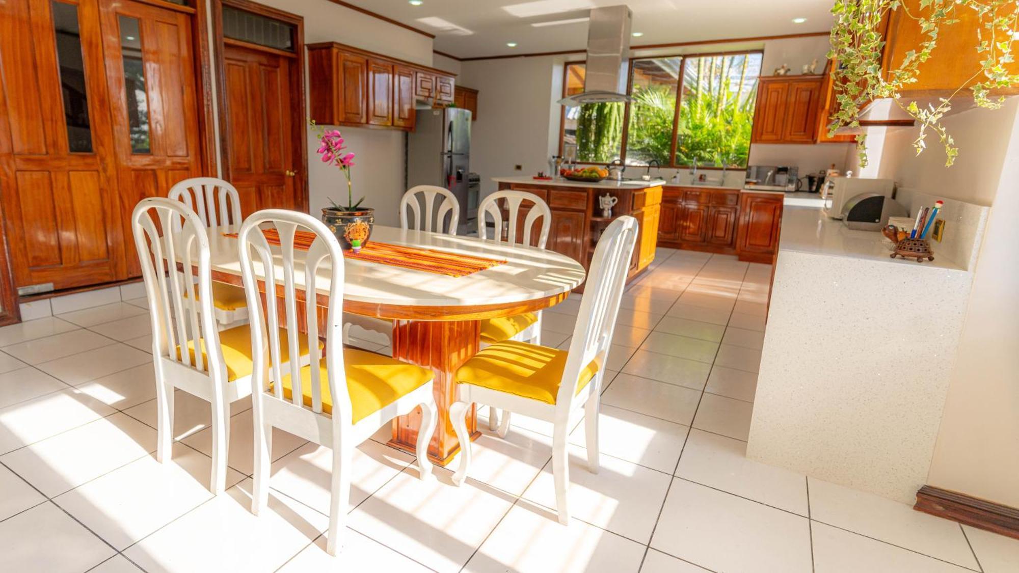 Casa Familiar La Tortuga Bed & Breakfast Heredia Exterior photo