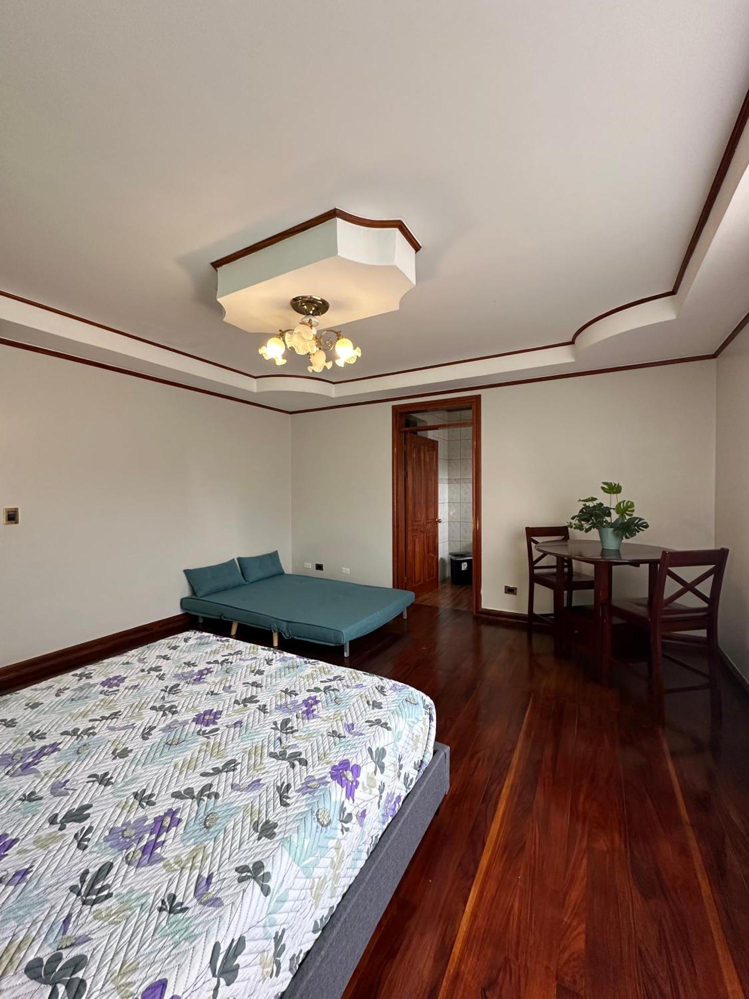 Casa Familiar La Tortuga Bed & Breakfast Heredia Exterior photo